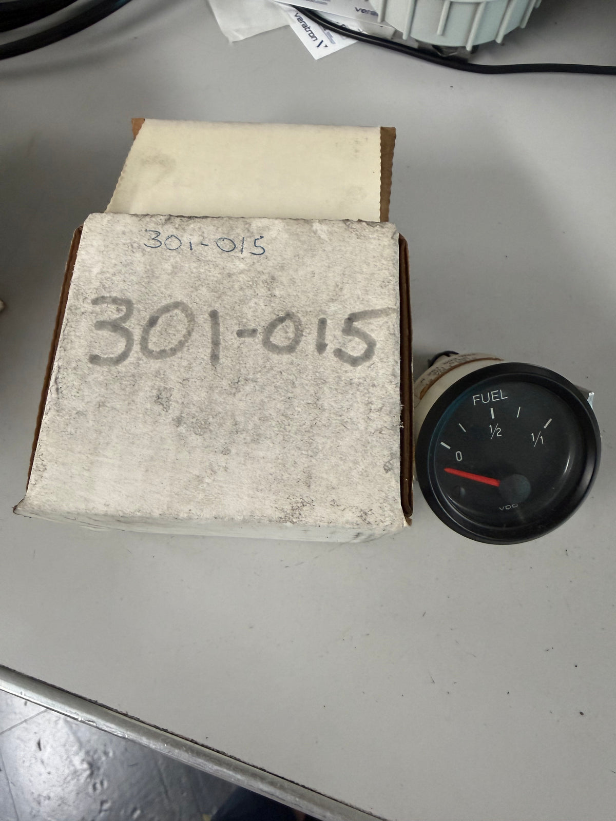 VDO 301-015 Cockpit Series Electrical Fuel Level Gauge
