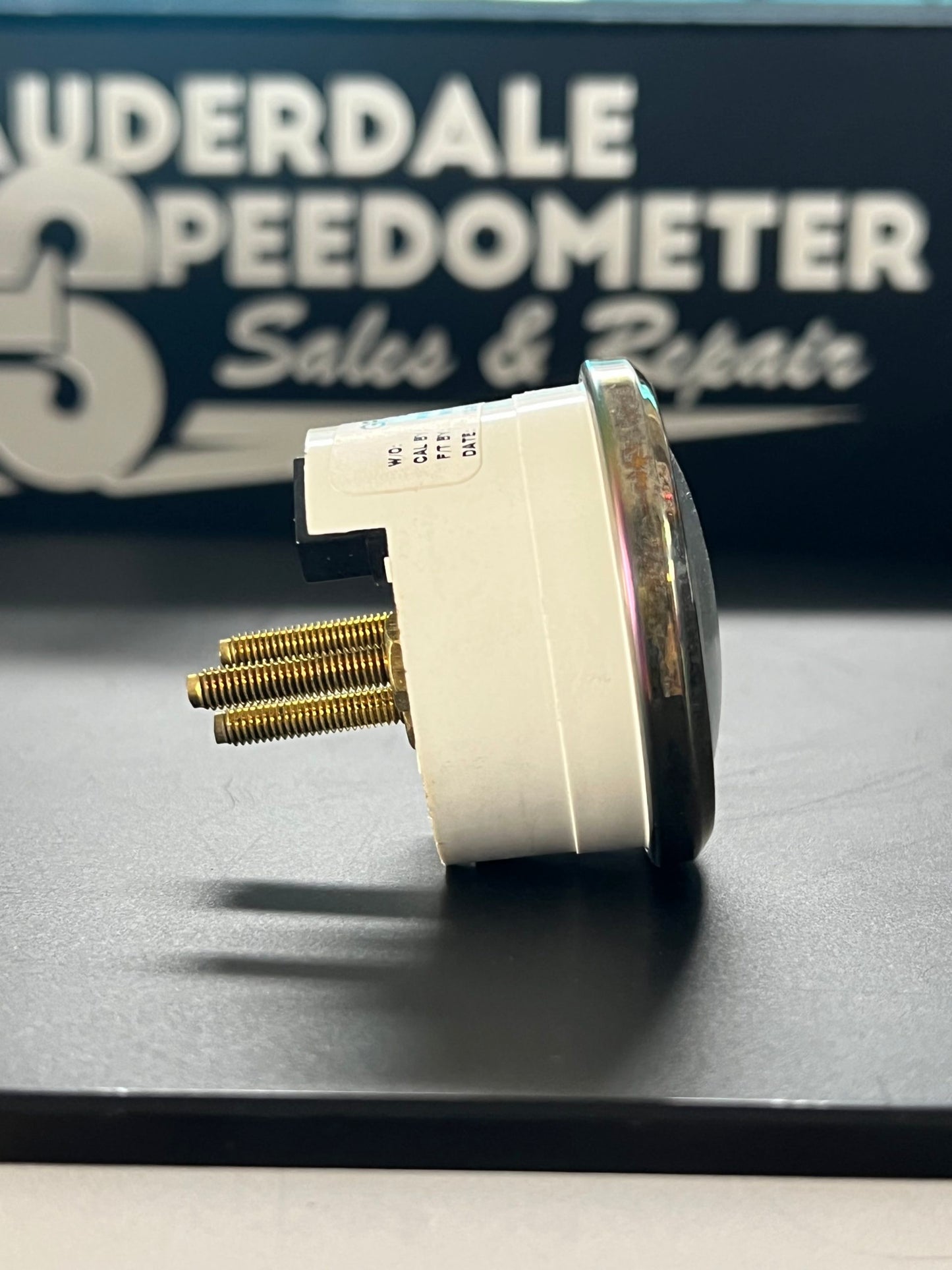 Faria Temperature Gauge With Sender 60-220 Degrees GP4001A
