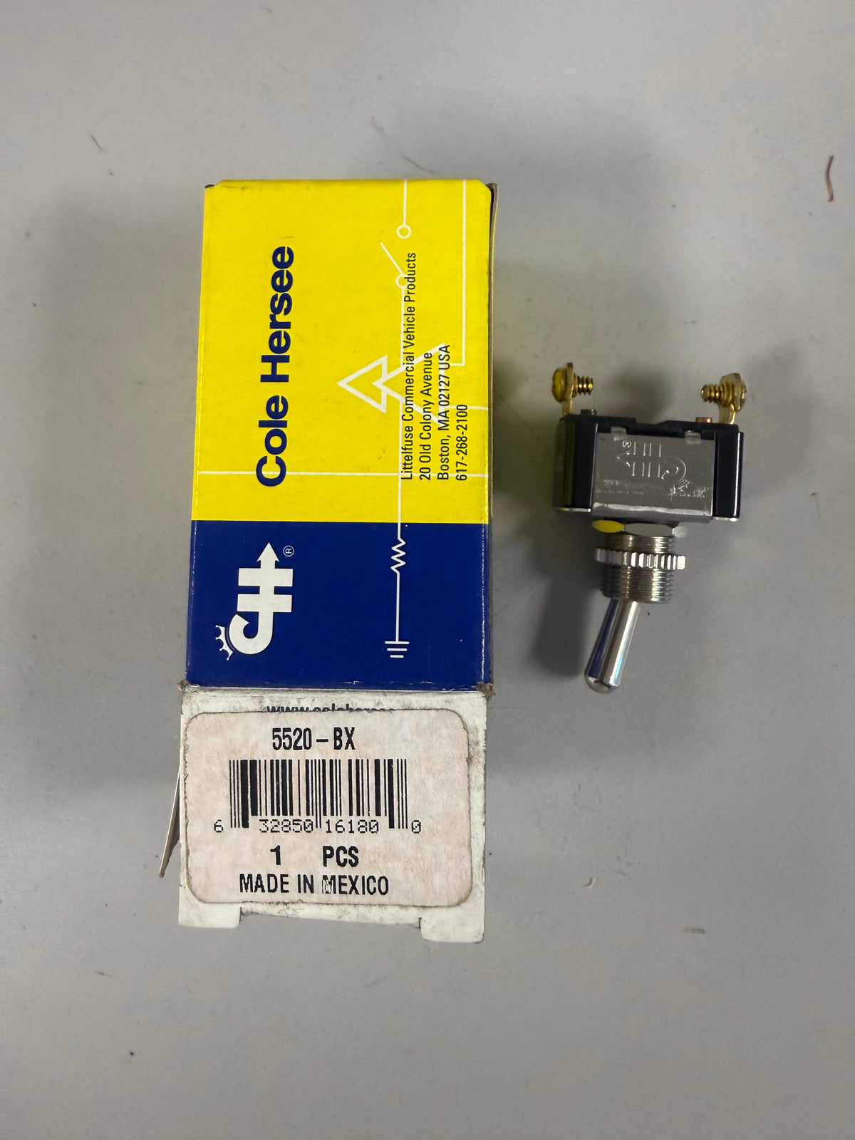 Cole Hersee 5520-BX heavy-duty Single-Pole, Single-Throw (SPST) Toggle Switch