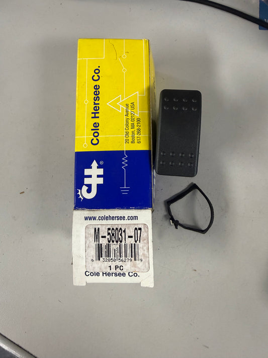 Cole Hersee M-58031-07  heavy-duty, marine-grade Single-Pole, Single-Throw (SPST) Sealed Momentary Rocker Switch