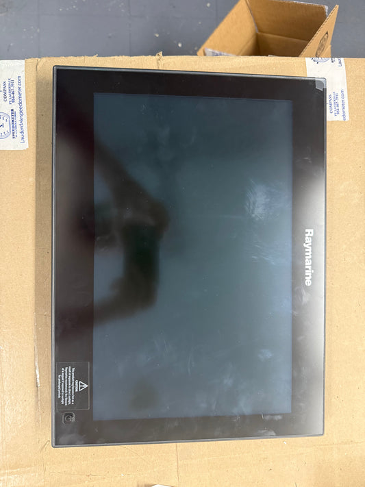 15in Raymarine e70125 Display AS IS