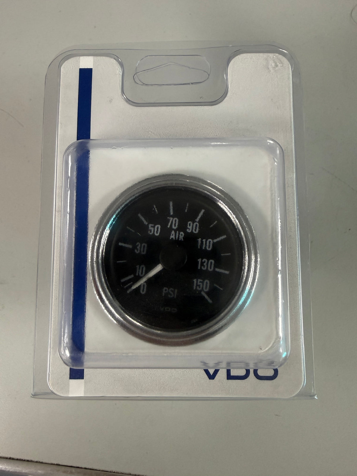 VDO 150-307  Series 1 (S1) Mechanical Air Pressure Gauge designed to track compressed air systems, air tanks, air brakes, or pneumatics