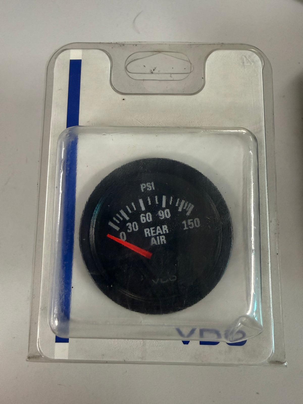 VDO 350-112 Vision Black Series Electrical Air Pressure Gauge