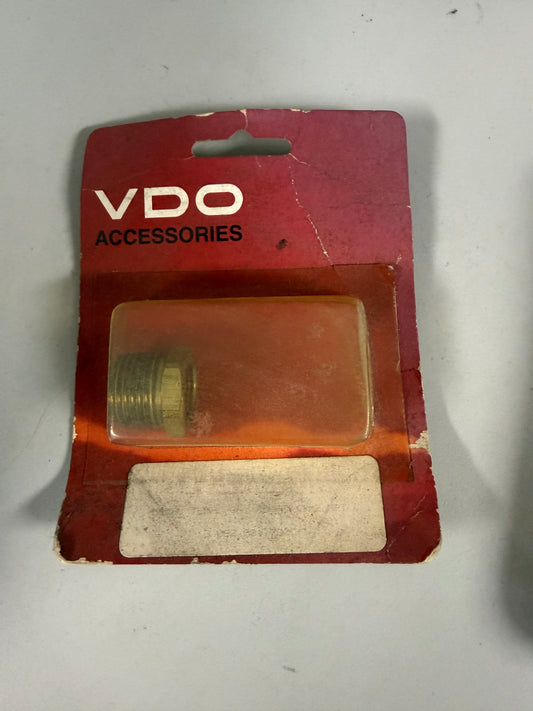 VDO gauge probe adapter used to connect a mechanical temperature gauge probe #180-066