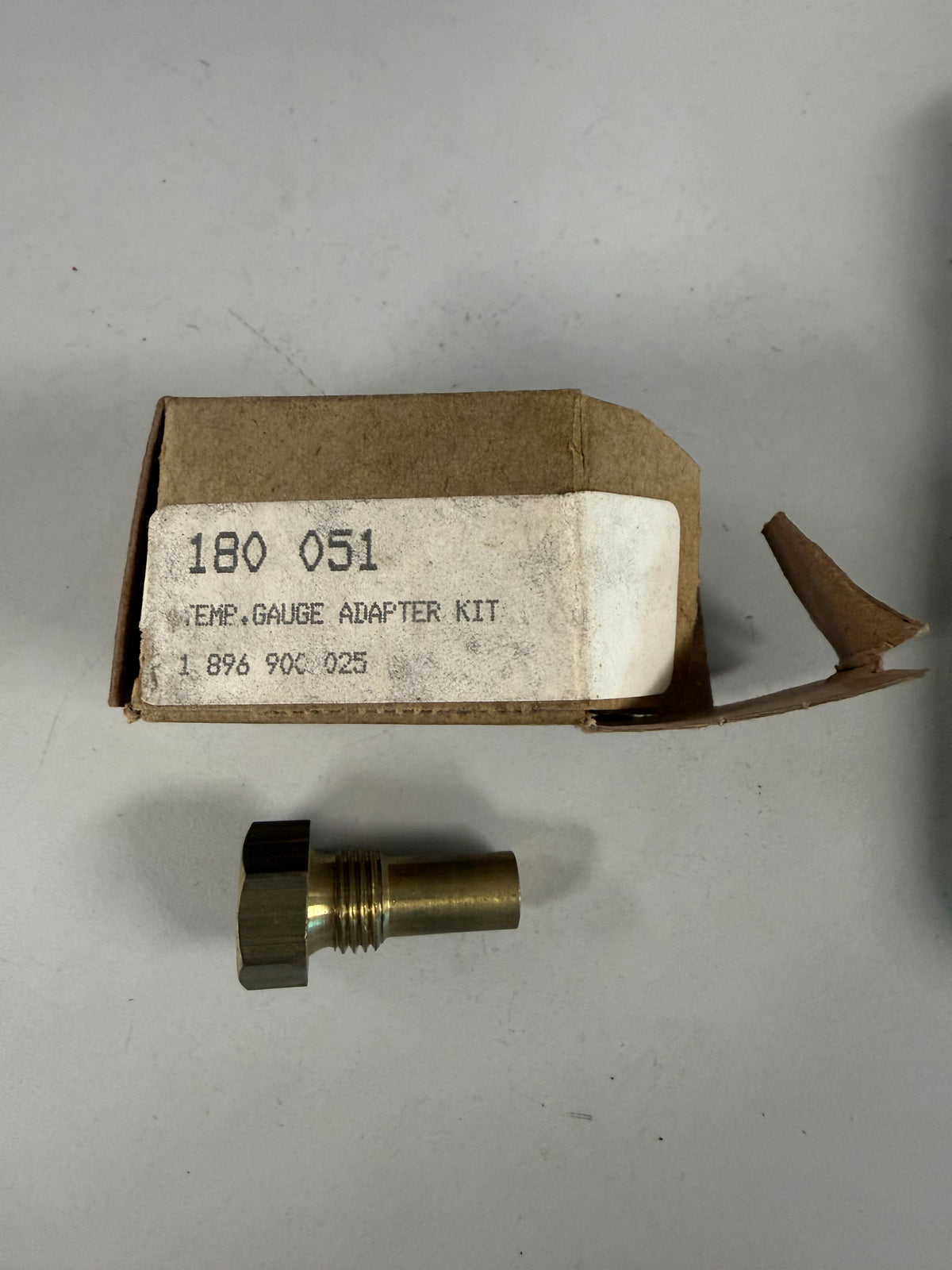 VDO  adapter component #180-051
