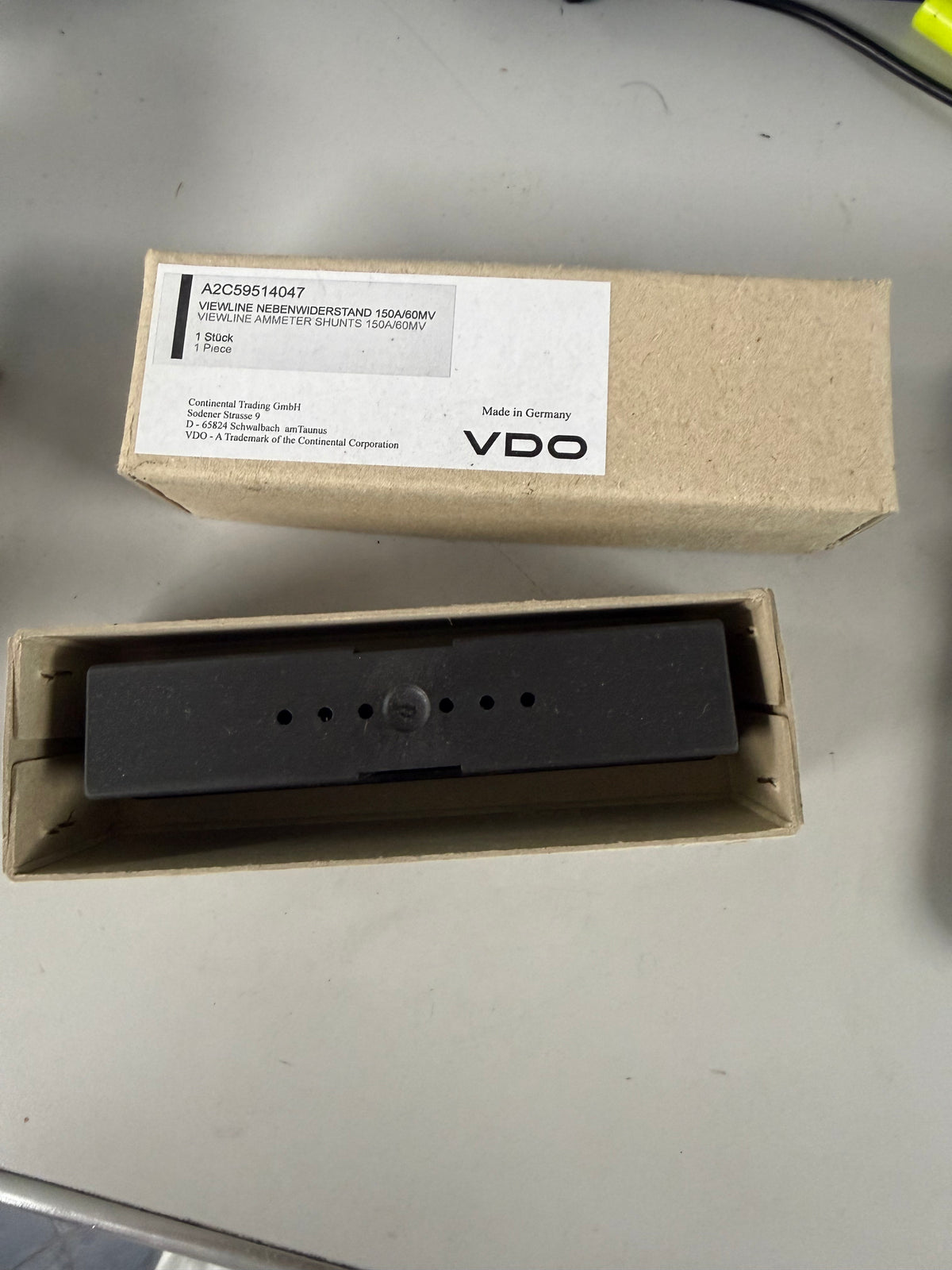 VDO / Veratron marine and automotive 150A / 60mV ammeter shunt #A2C59514047