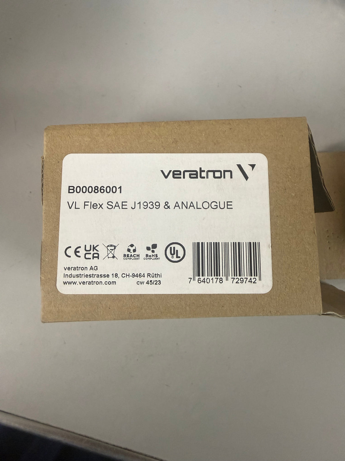 Veratron VL Flex 52 - J1939 Black (Part Number B00086001)