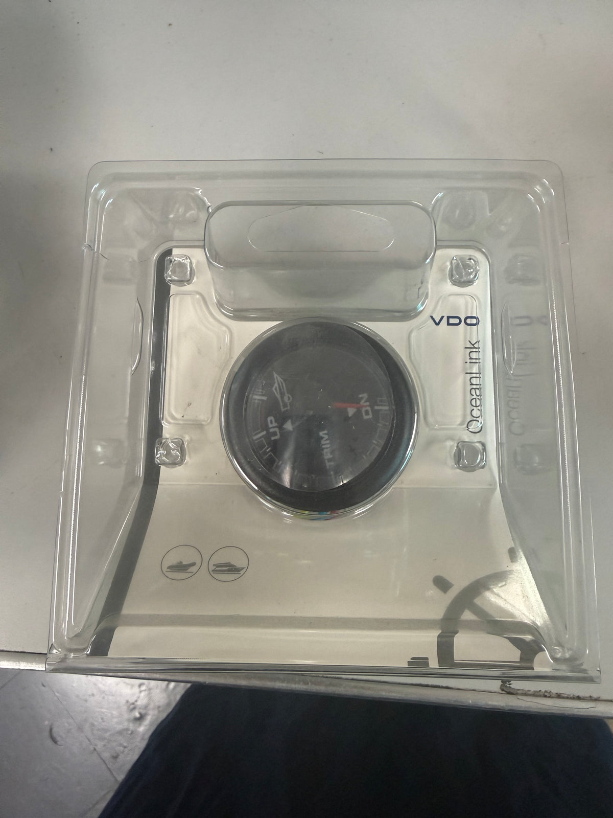 Veratron / VDO Marine OceanLink II Engine Trim Gauge (Part Number: A2C1065830001 / A2C10665830001)